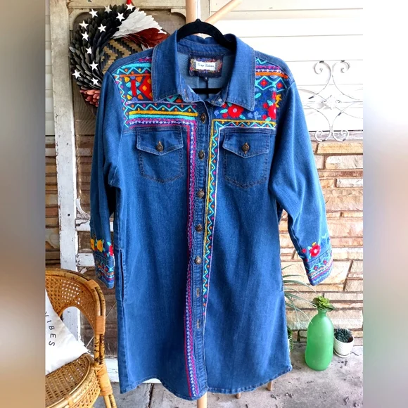 Vintage Collection Colorful Embroidered Denim Shirt Dress W/Pockets_XL - Picture 1 of 7